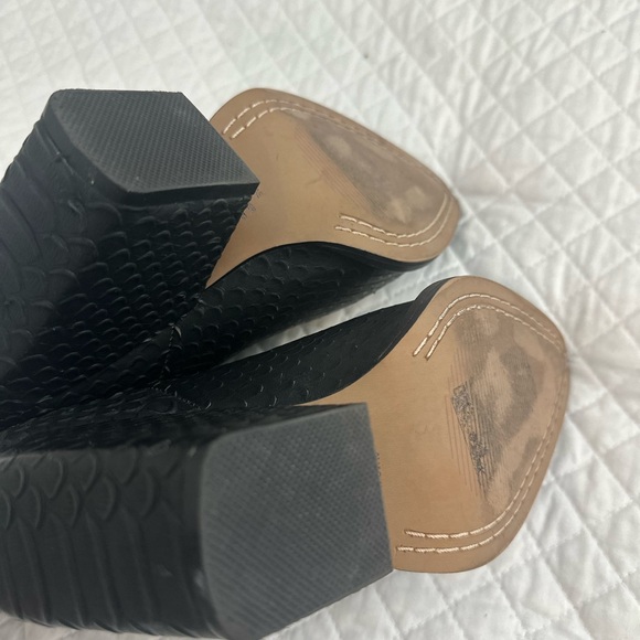 Alias Mae Western Boots - Picture 4 of 5